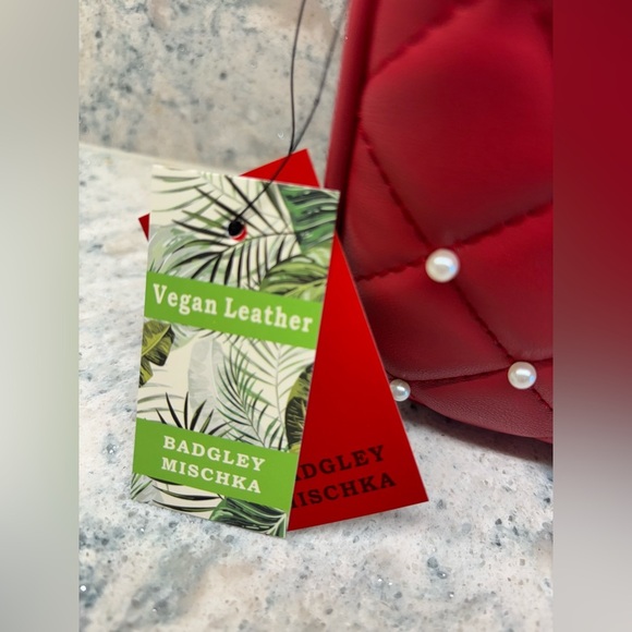 Bradley Mischka Red Diamond Quilted Accessories Crossbody Handbag W/ Pearls - Picture 3 of 6